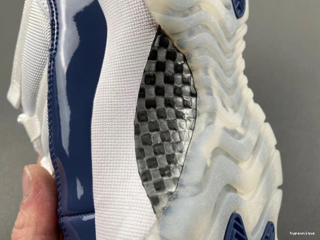 HYPE FV5104-104 (2024) Low 11 Jordan Retro Midnight Navy 0716